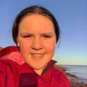 Meet your Posher, Maddie